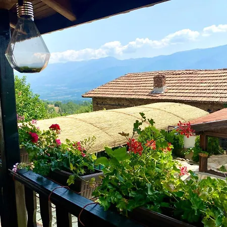 招待所 огражденска къща *